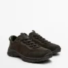 Zapatillas deportivas técnicas con detalles de cuero Zapatillas deportivas técnicas con detalles de cuero