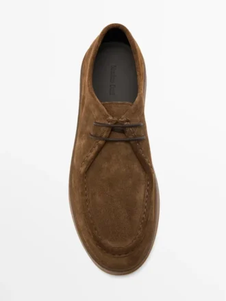 Zapatos de cuero con puntera moc y suela gruesa